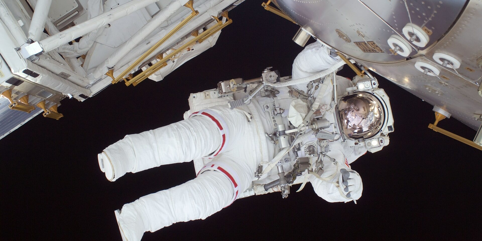 astronaut-602759_1920